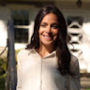 Meet your Posher, Israela